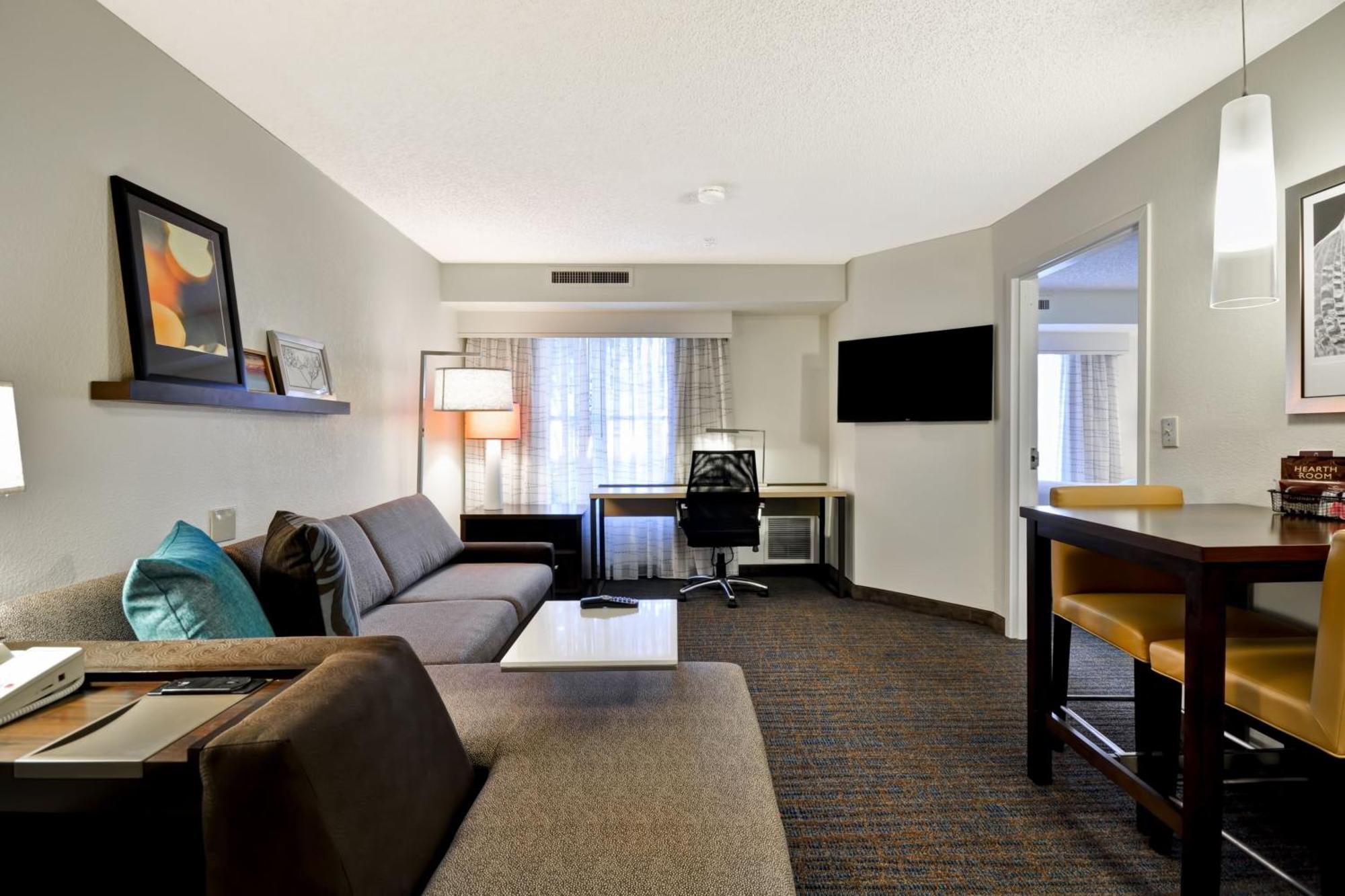 Residence Inn By Marriott Jacksonville Airport Exterior photo
