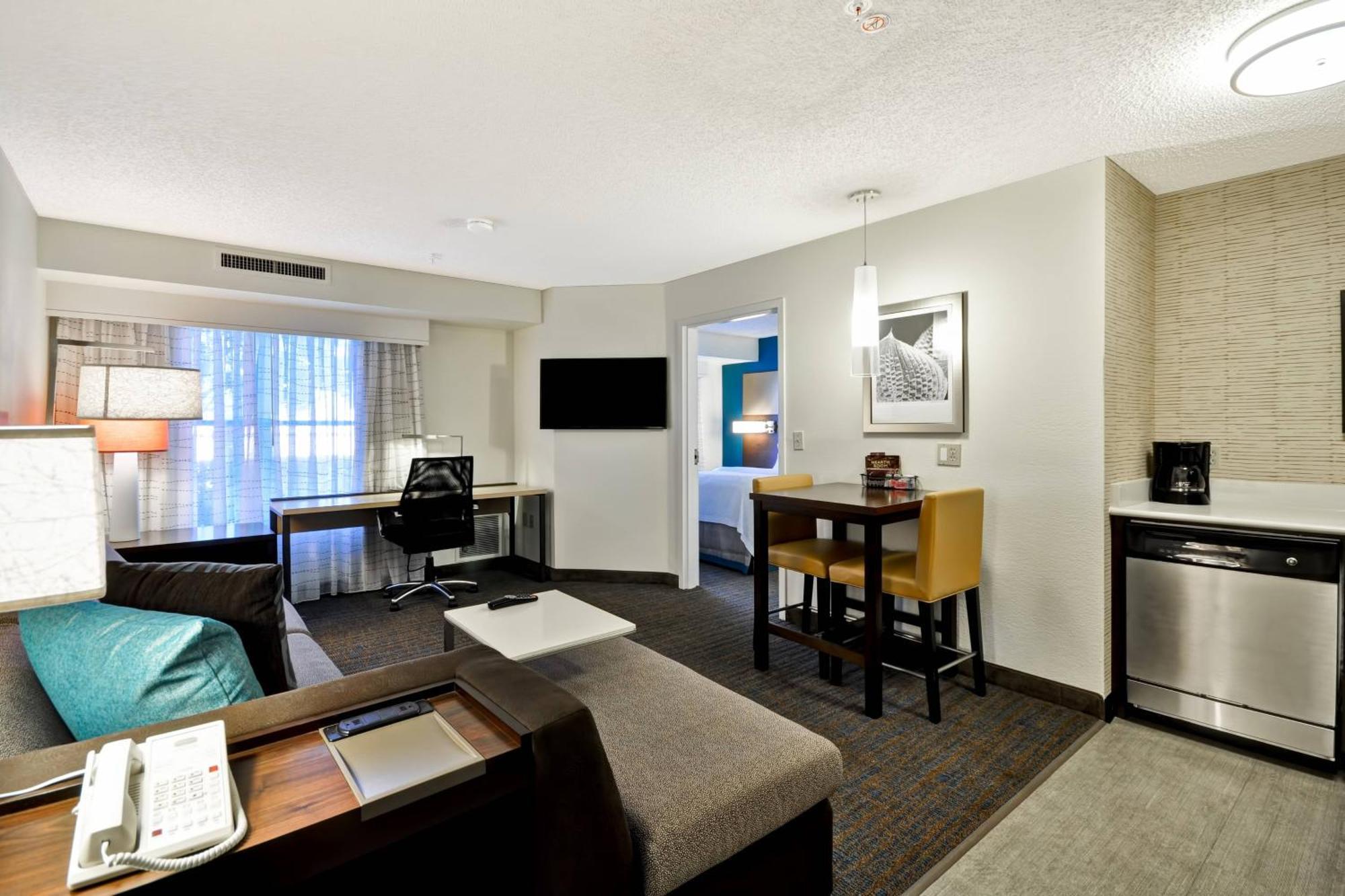 Residence Inn By Marriott Jacksonville Airport Exterior photo