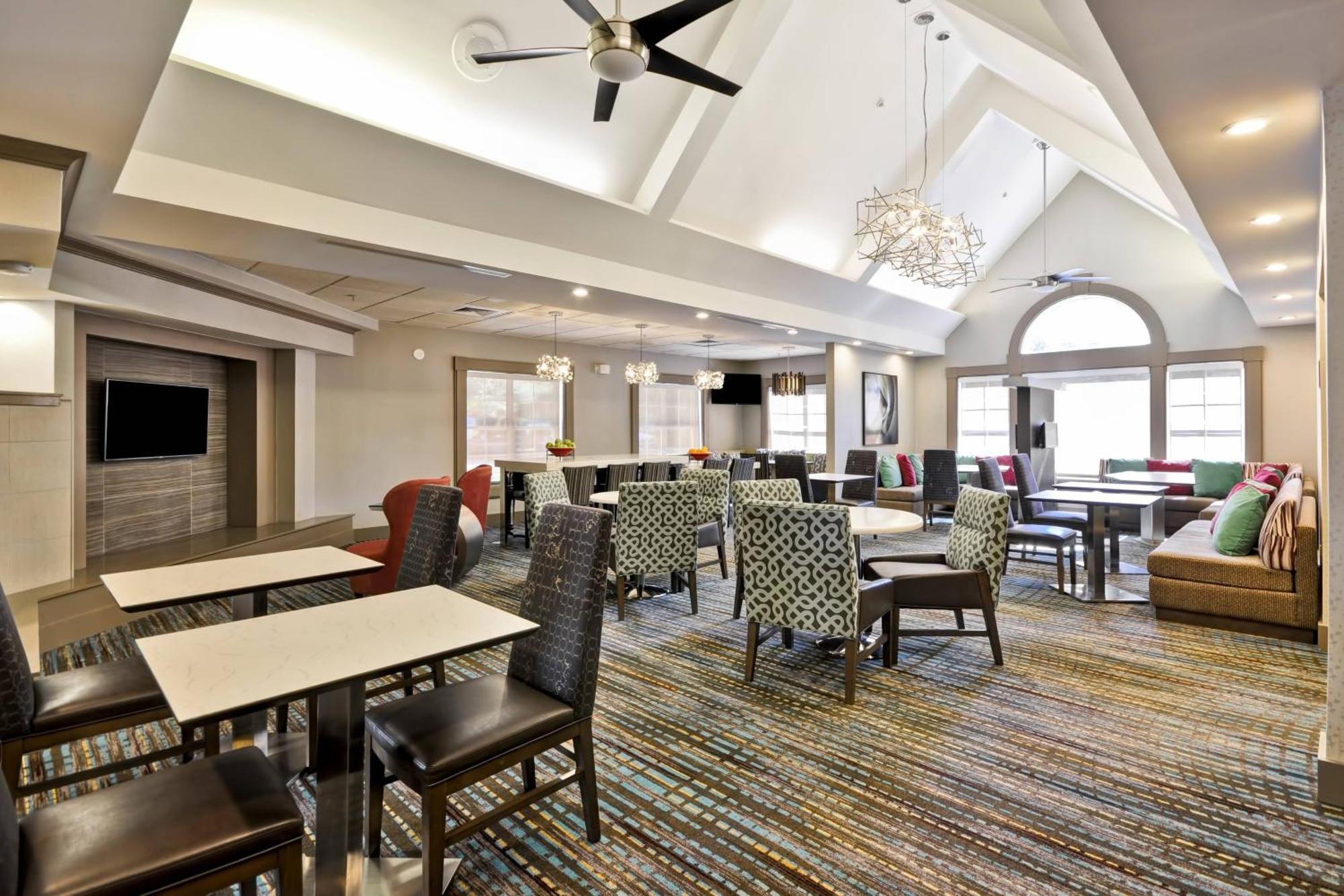 Residence Inn By Marriott Jacksonville Airport Exterior photo