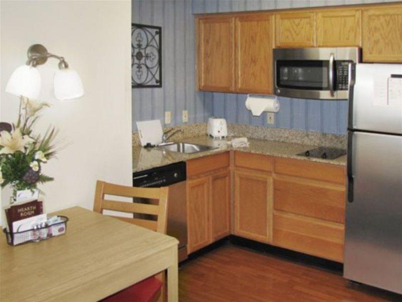 Residence Inn By Marriott Jacksonville Airport Exterior photo
