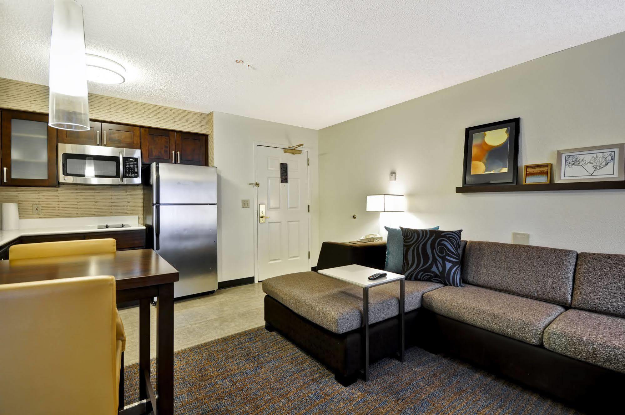 Residence Inn By Marriott Jacksonville Airport Exterior photo